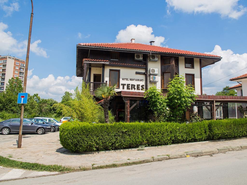 Hotel Teres Kazanluk Bagian luar foto